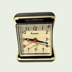 Retro Advance Quartz Analog Travel Clock